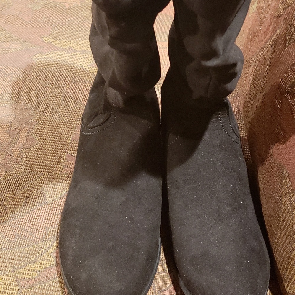 Steve Madden NWT size 5 big girls black boots